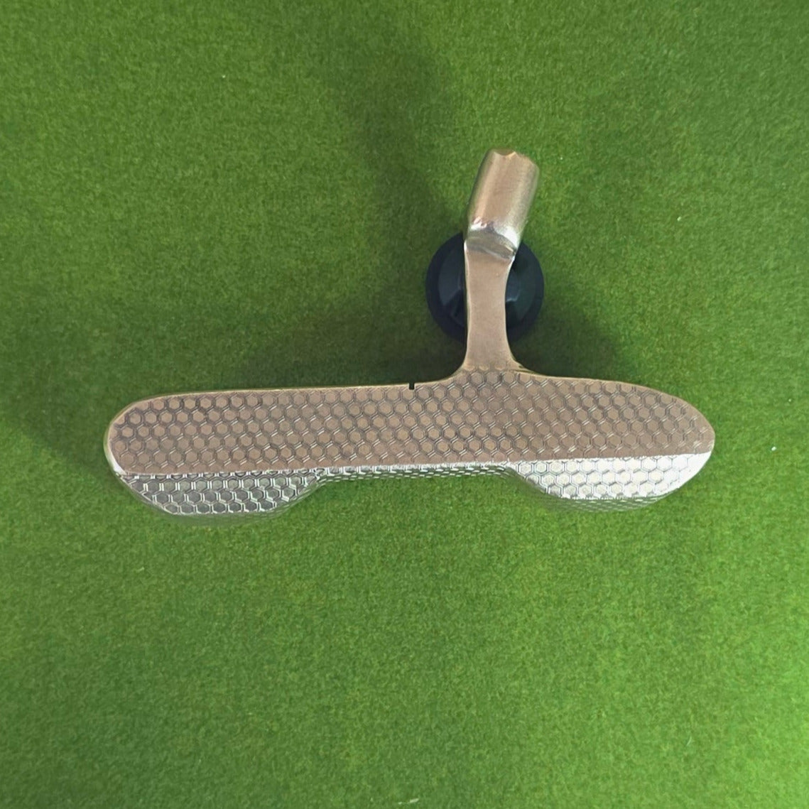 Golden HexBlade Putter Head – Precision Milled & Patterned Face