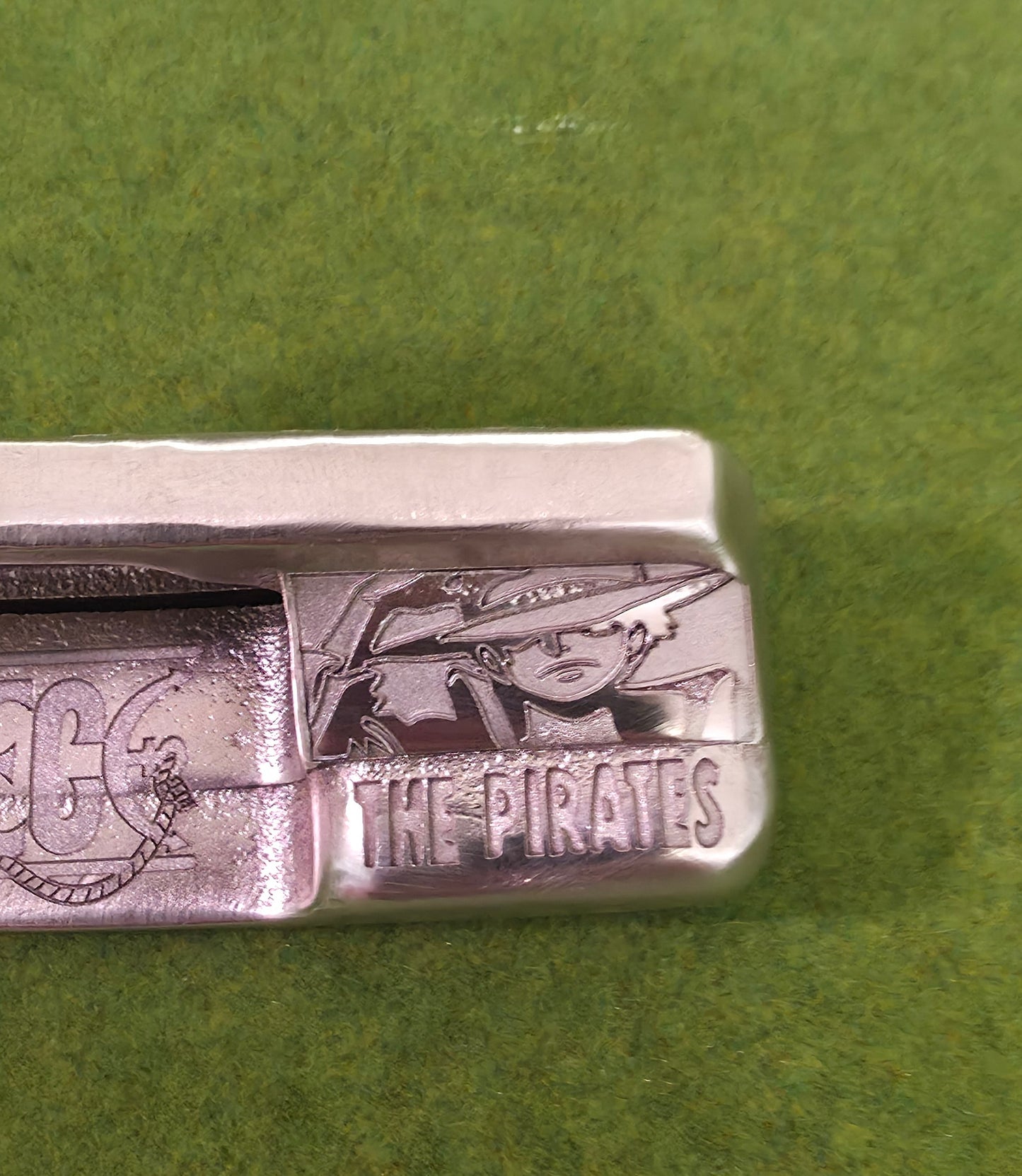 One Piece golf putter, Custom golf putter, Anime golf club, Engraved putter, Straw Hat putter, Luffy golf club, Pirate golf club, One Piece gift, Anime golfer gift, Golf putter art, Unique putter design, Laser engraved putter, Golf gift for men, Scotty style putter, Collector golf club