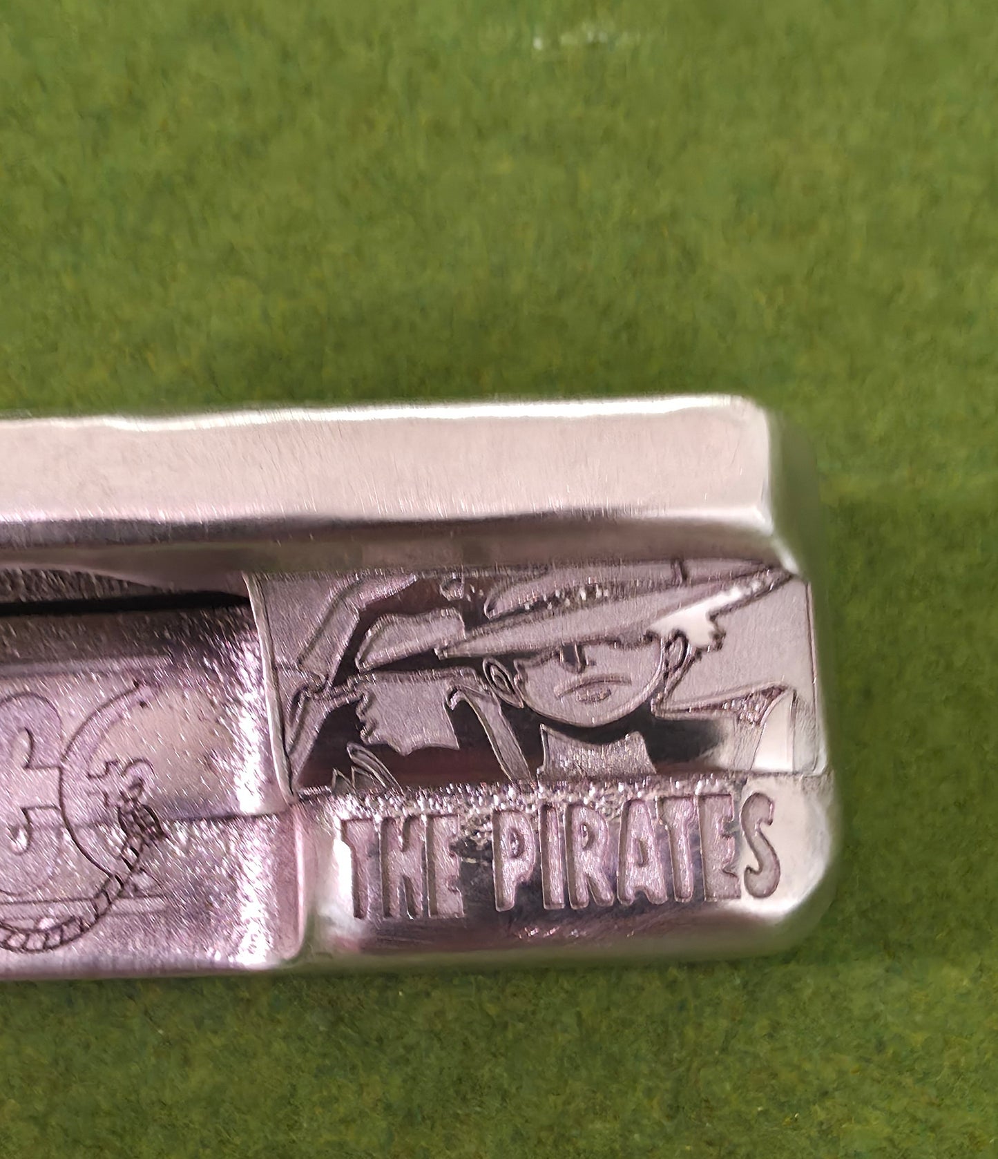 One Piece golf putter, Custom golf putter, Anime golf club, Engraved putter, Straw Hat putter, Luffy golf club, Pirate golf club, One Piece gift, Anime golfer gift, Golf putter art, Unique putter design, Laser engraved putter, Golf gift for men, Scotty style putter, Collector golf club