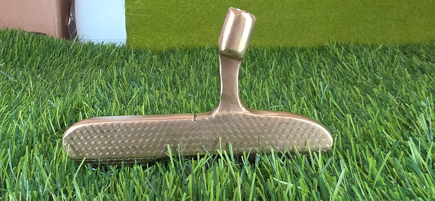 Golden HexBlade Putter Head – Precision Milled & Patterned Face