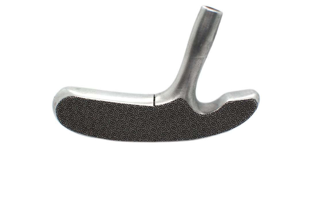 Classic Patterned Putter Head – Gift for Golfers