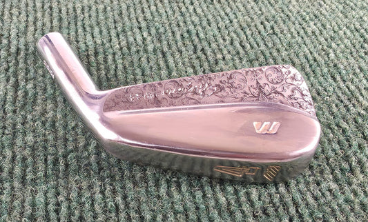 Custom Engraved Mizuno 4 Iron RH – Floral Scroll Design | Unique Golf Gift for Him