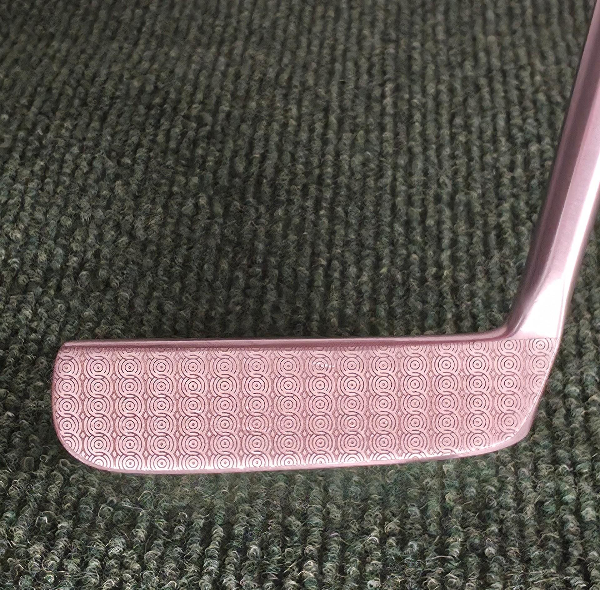 Custom engraved Cleveland Classic putter with topographic map design and “Aim Small Miss Small” phrase. Laser-engraved golf putter for players, collectors, and as a personalized golf gift. Features detailed circle pattern on the putter face for style and performance. Perfect for Father’s Day, birthdays, weddings, or retirement. A unique, functional Cleveland putter that combines artistry with accuracy. engraved golf putter cleveland golf club custom golf putter aim small miss small unique golf