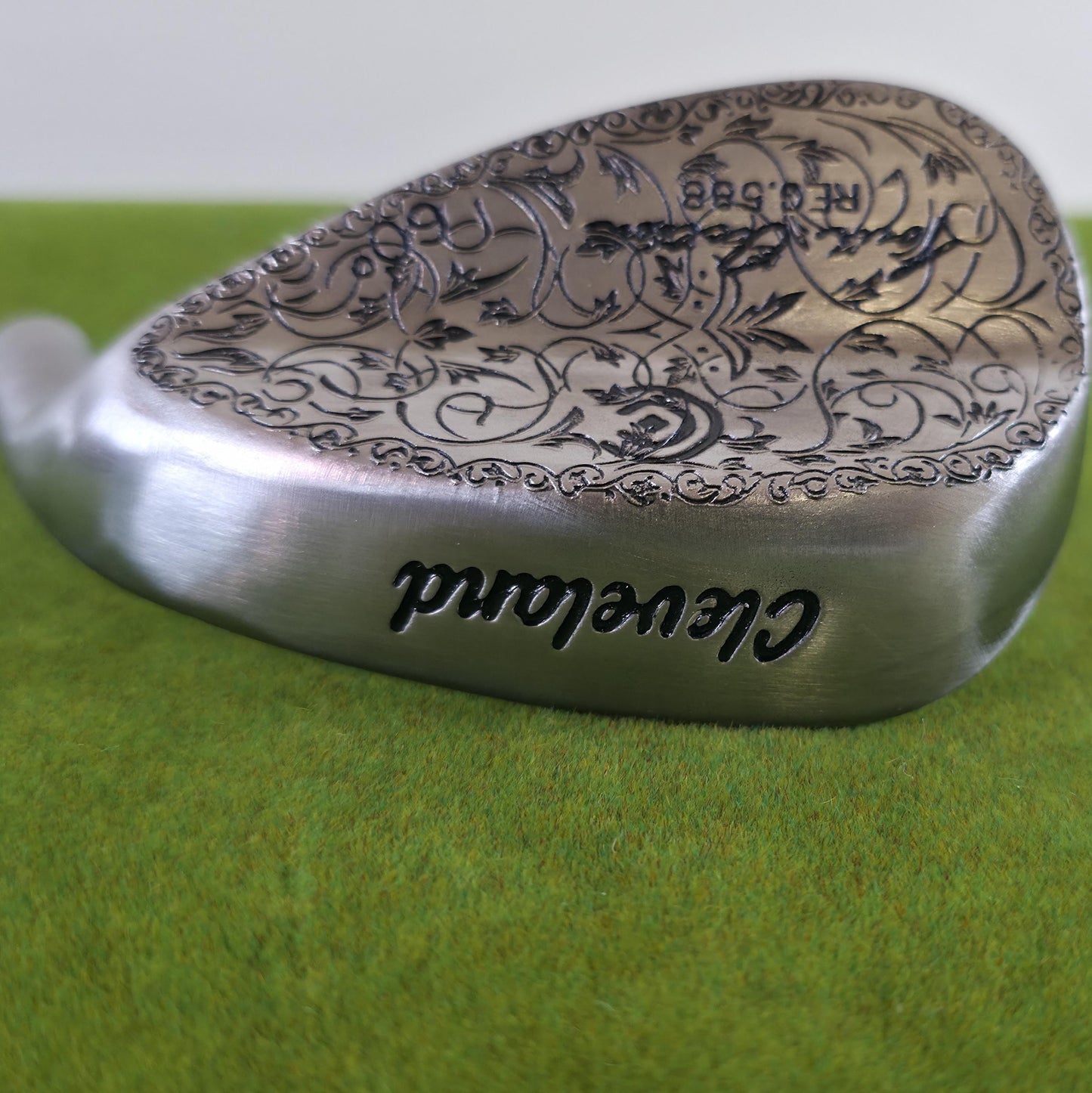Custom Engraved Cleveland Golf Wedge | 60 Degree Lob Wedge | Floral Scrollwork Design