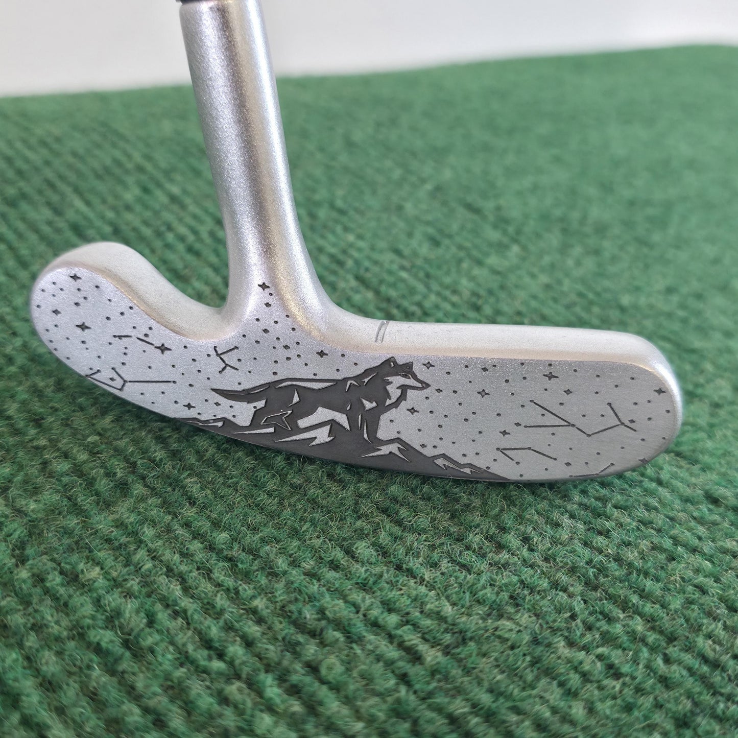 Celestial Wolf Custom Engraved Golf Putter – Constellation Night Sky Blade